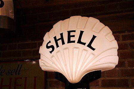 SHELL (Fat Black) - click to enlarge